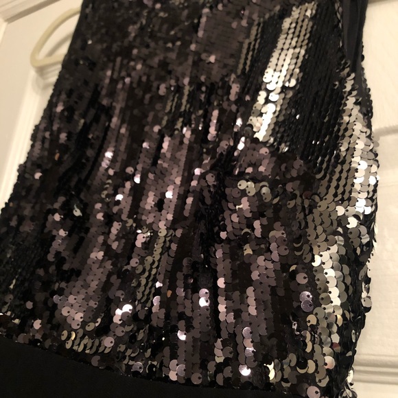 Silver Sequin Open Back Party Dress Sz 2 - Picture 3 of 8